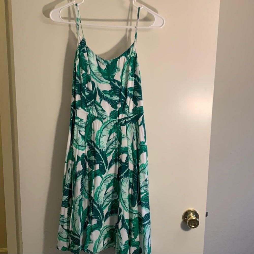 Old Navy Green Leaf Print Midi Dress